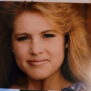 Meet your Posher, Christie